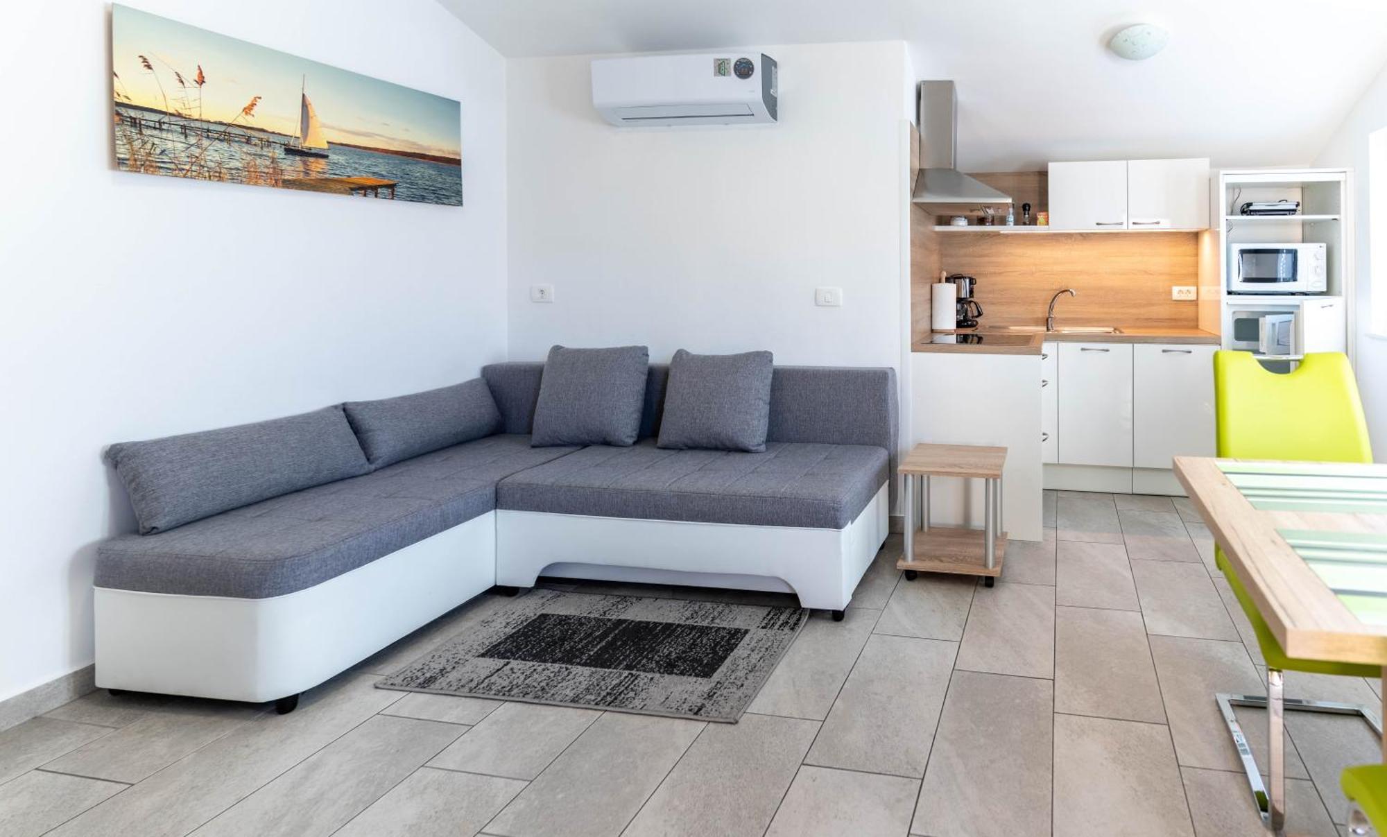Apartmaji Ema كوبر المظهر الخارجي الصورة